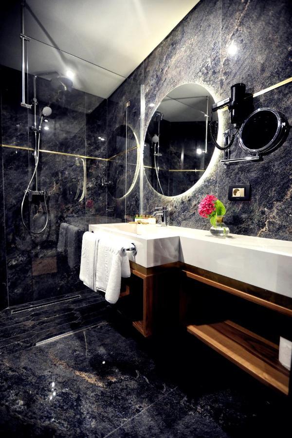 Luxury Premium Finese Hotel Golem  Exterior photo